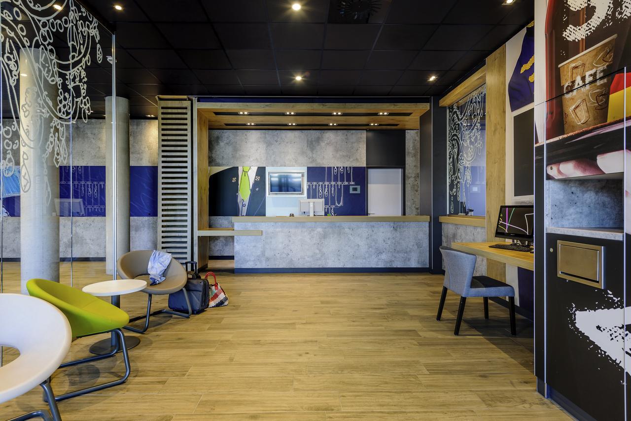 Ibis Budget Konstanz Bagian luar foto